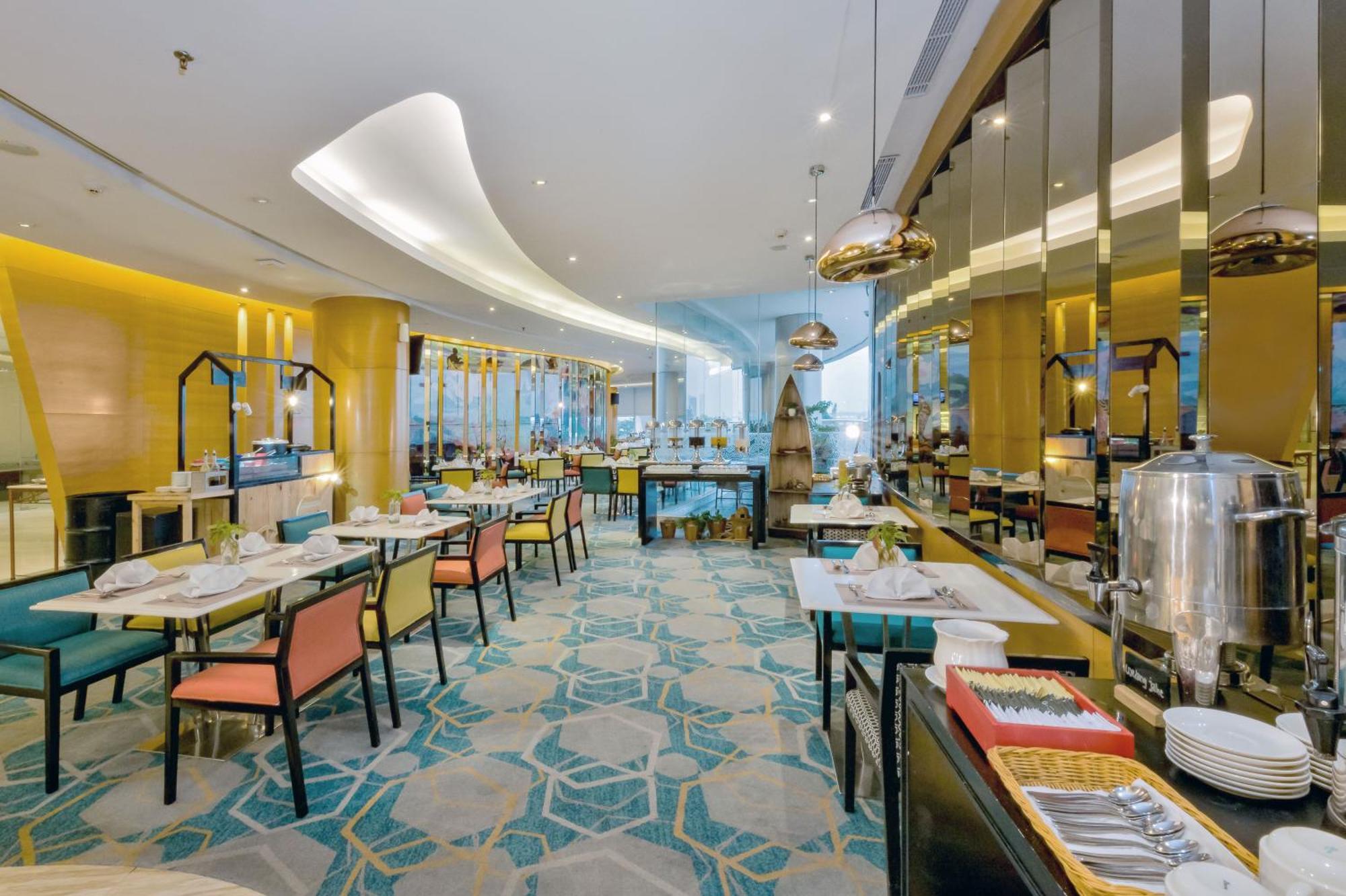 Hotel Ciputra Cibubur Managed By Swiss-Belhotel International Luaran gambar