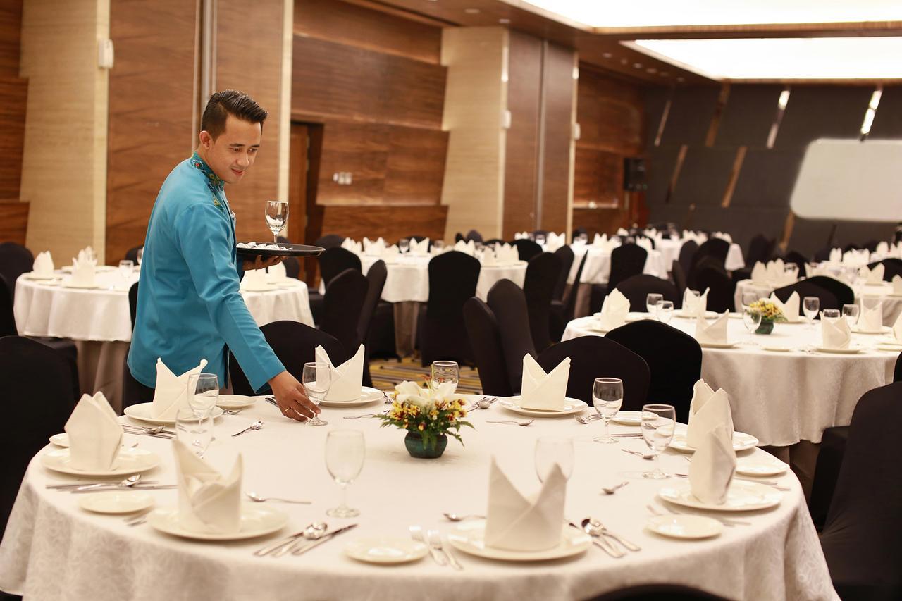 Hotel Ciputra Cibubur Managed By Swiss-Belhotel International Luaran gambar